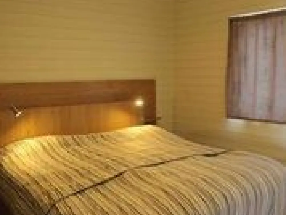 2B 6-bed apartment
