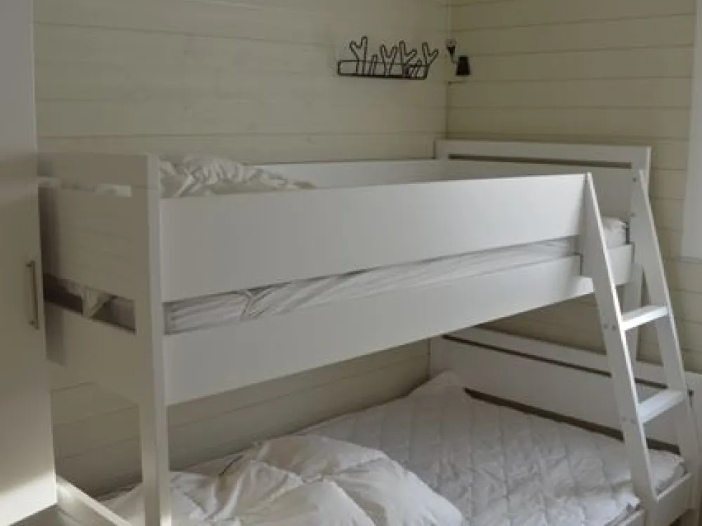 1B 8-bed apartment