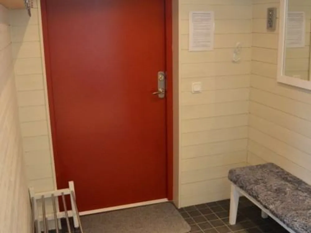 1B 8-bed apartment
